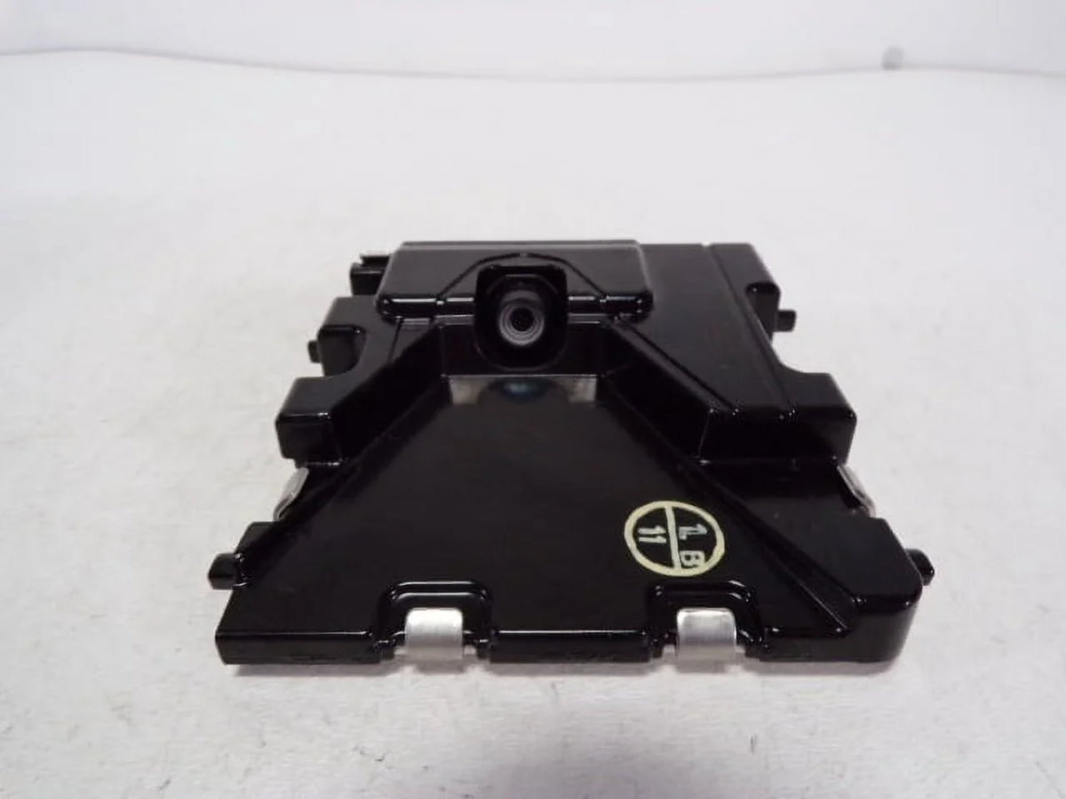 Pre-Owned 17 18 19 20 Toyota Prius Roof Mounted Lane Departure Warning Camera   (Good)