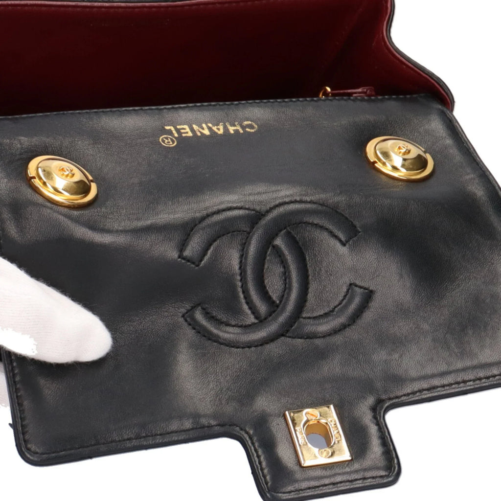 Pre-Owned Chanel matelasse handbag lambskin black ladies  (Good)