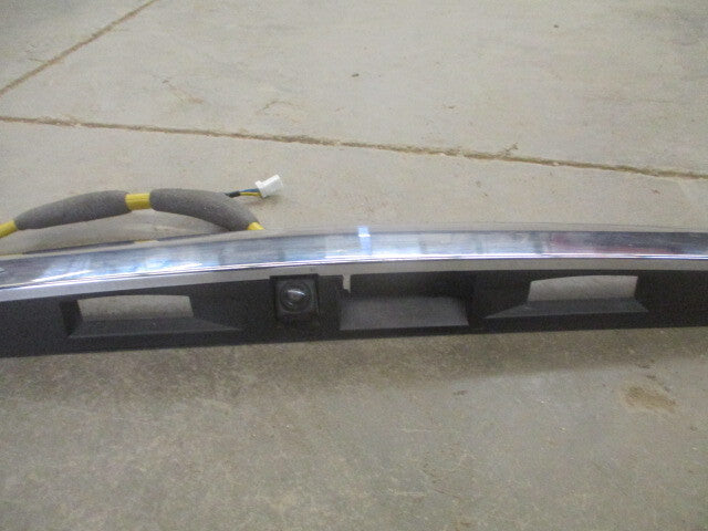 Pre-Owned Nissan Pathfinder Back Up Rear View Camera   (Good)
