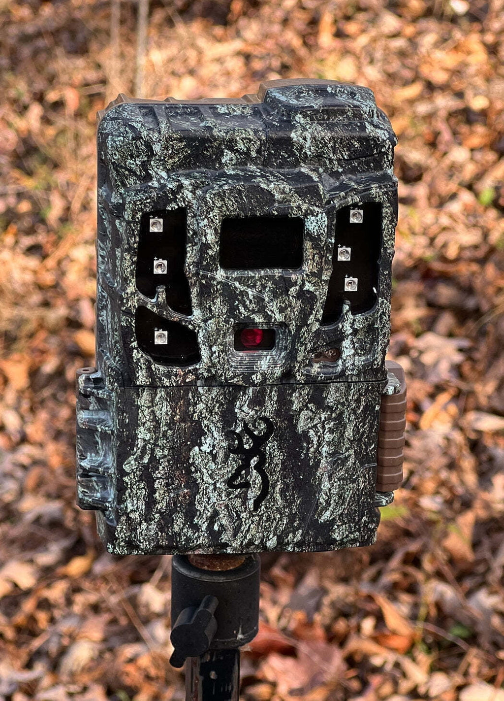 Browning 4PK Pro Scout Max Extreme  Trail Camera w/32GB M/Card & Reader
